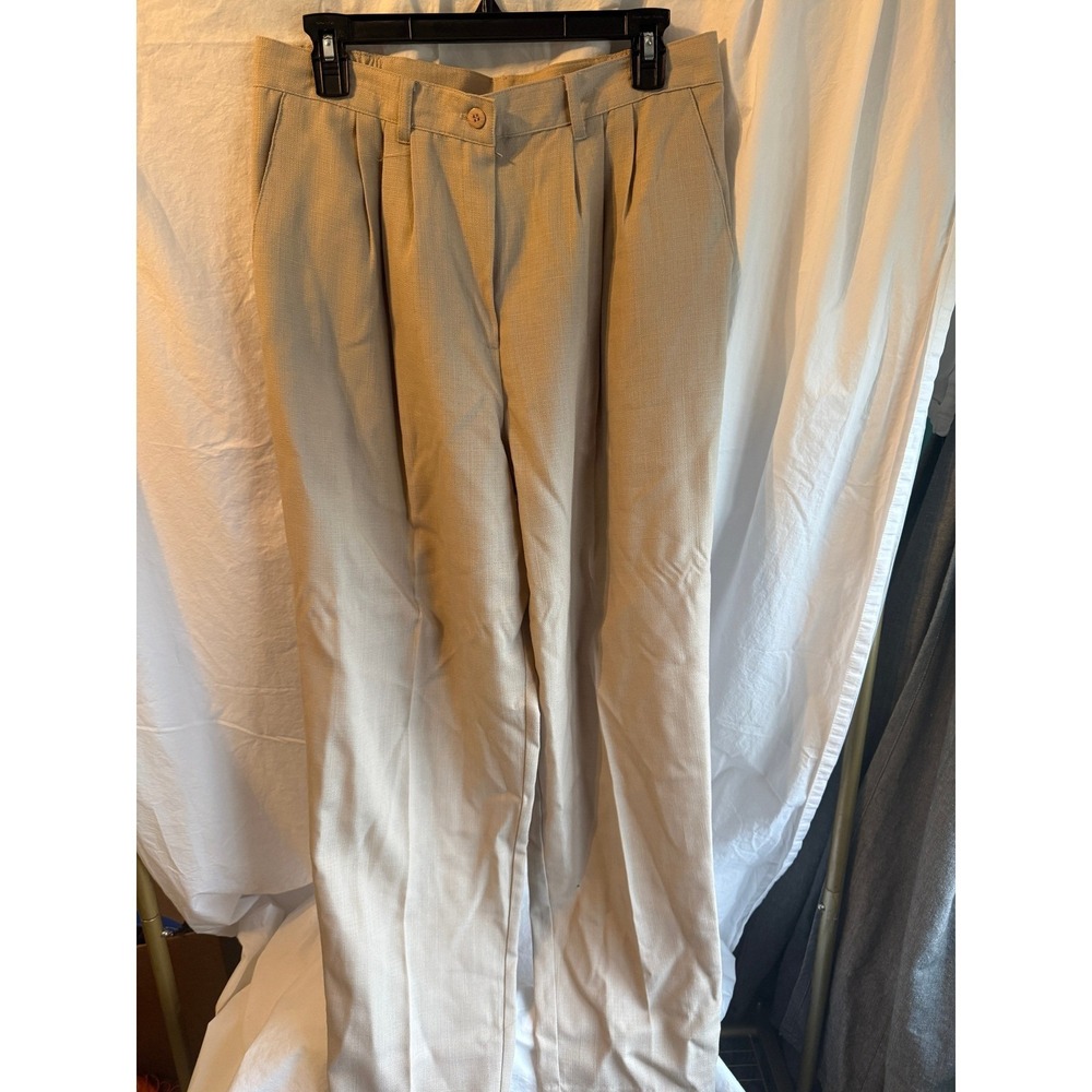 Sag Harbor Womens Beige Pleated Dress Pants High Rise Straight Leg Size 16 8602